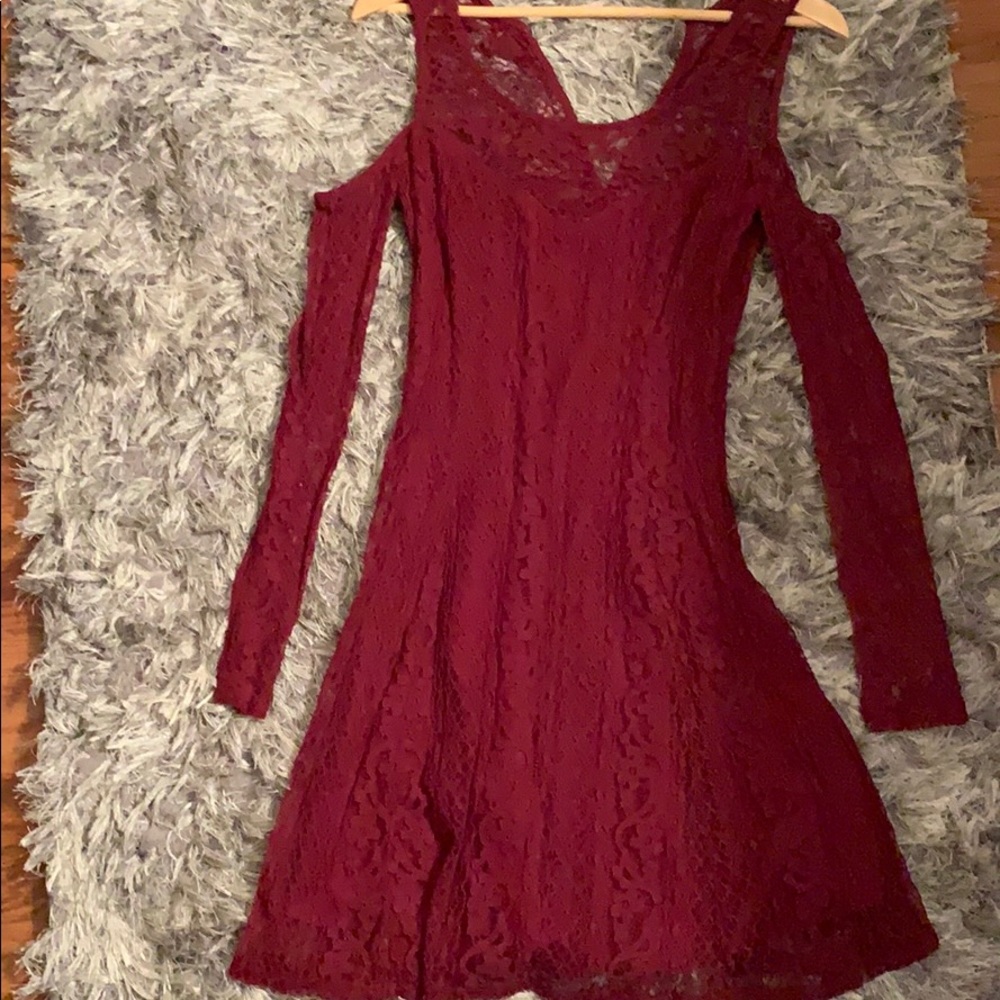 Maroon off the shoulder long sleeve dress